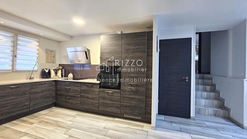 Maison - 127 m² - 5 pièces