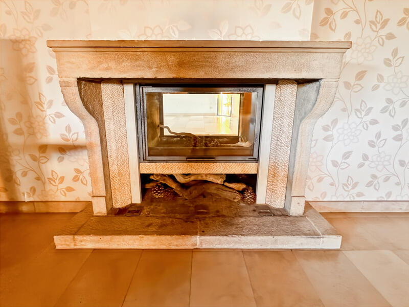 Maison - 346 m² - 11 pièces