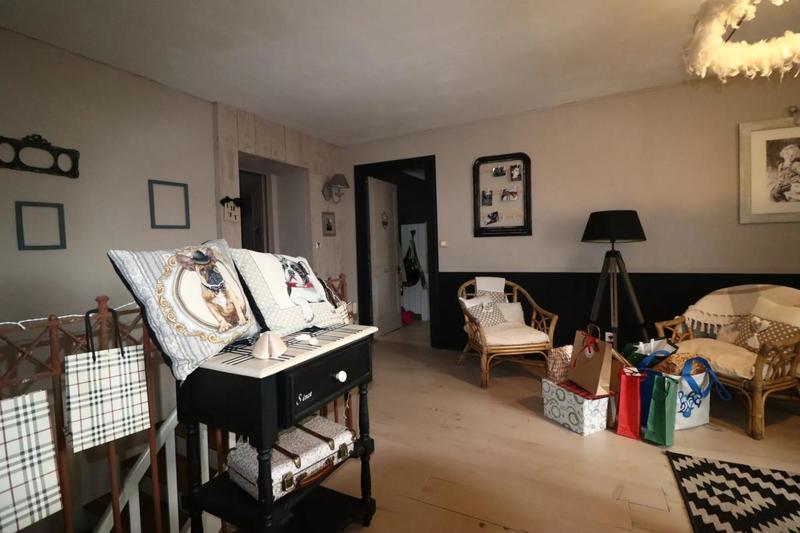 Maison en pierre - 350 m² - 8 pièces