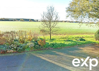 Maison - 229 m² - 8 pièces