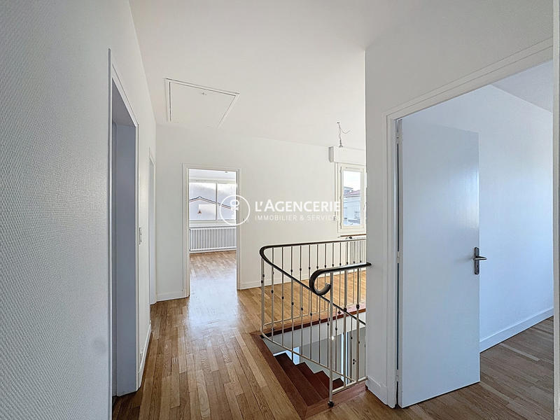 Maison - 122 m² - 5 pièces