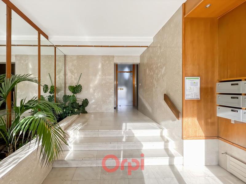 Appartement - 109 m² - 4 pièces