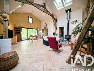 Maison - 174 m² - 7 pièces