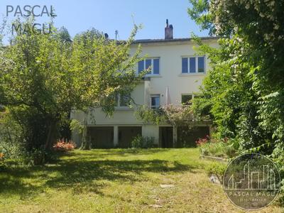 Maison - 150 m² - 7 pièces