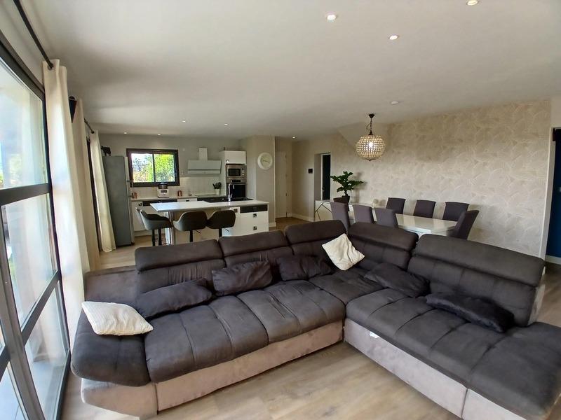 Villa - 134 m² - 5 pièces