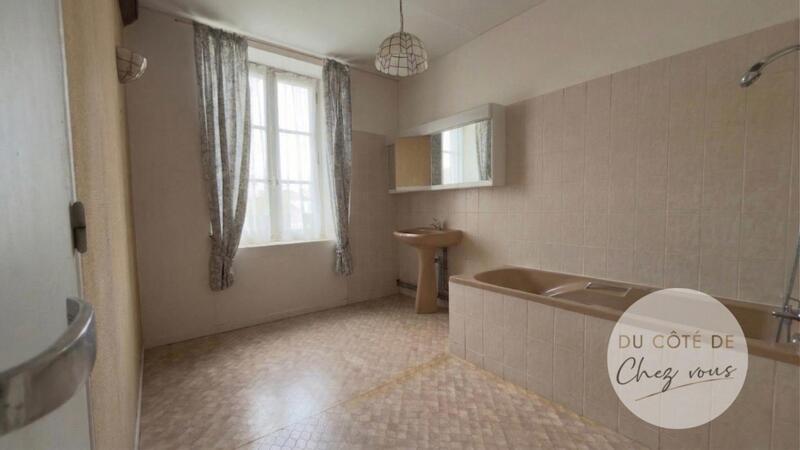 Propriété - 205 m² - 7 pièces