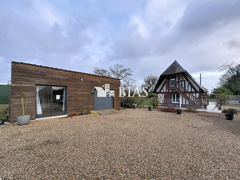 Maison - 80 m² - 4 pièces