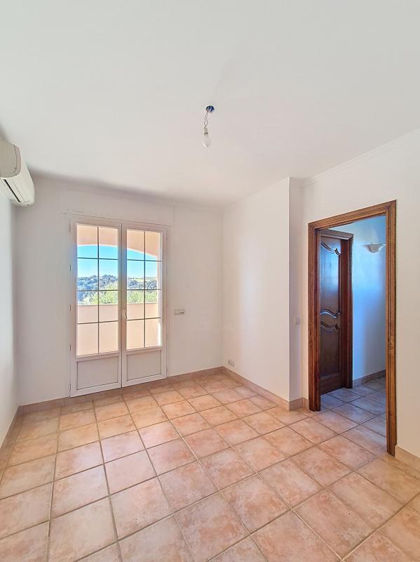 Villa - 138 m² - 4 pièces