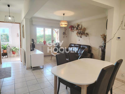 Maison - 102 m² - 4 pièces