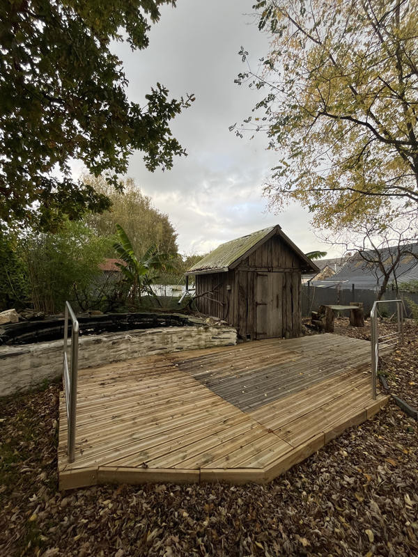 Maison - 1 158 m² - 6 pièces