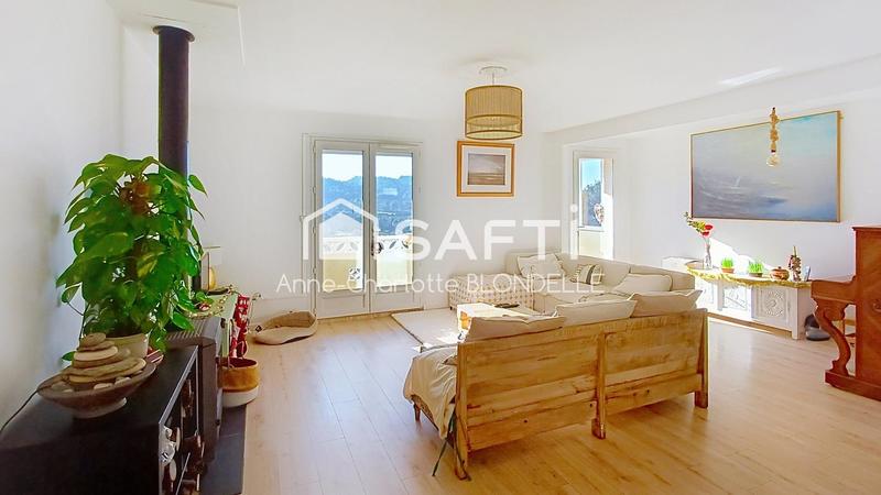 Maison - 97 m² - 5 pièces