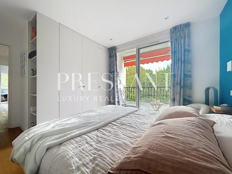 Appartement - 99 m² - 4 pièces