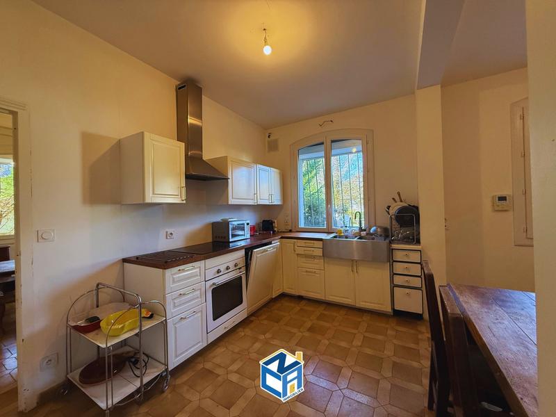 Maison - 192 m² - 5 pièces