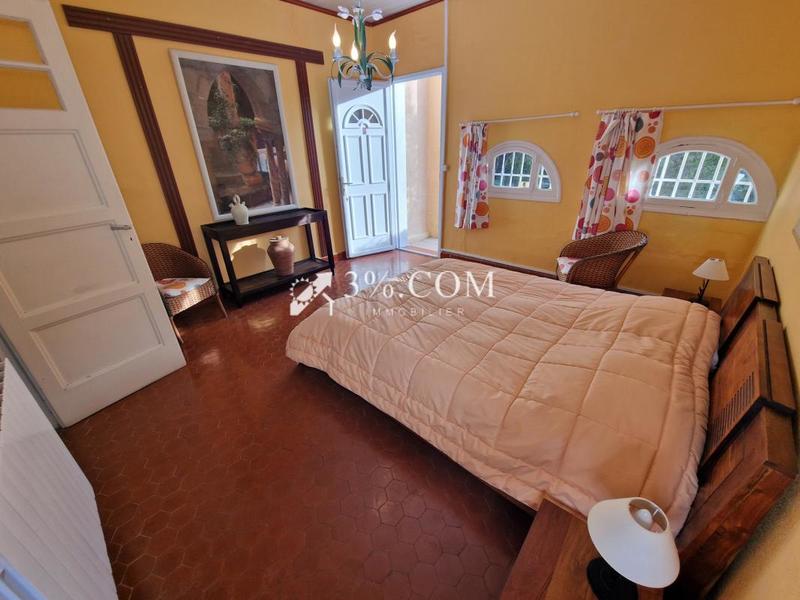 Mas - 138 m² - 6 pièces