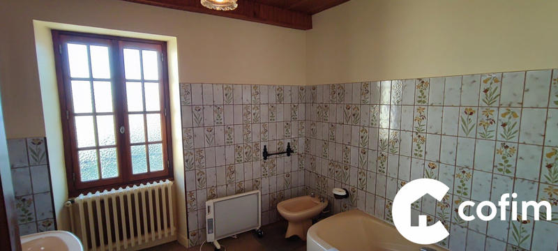 Maison ancienne - 272 m² - 5 pièces