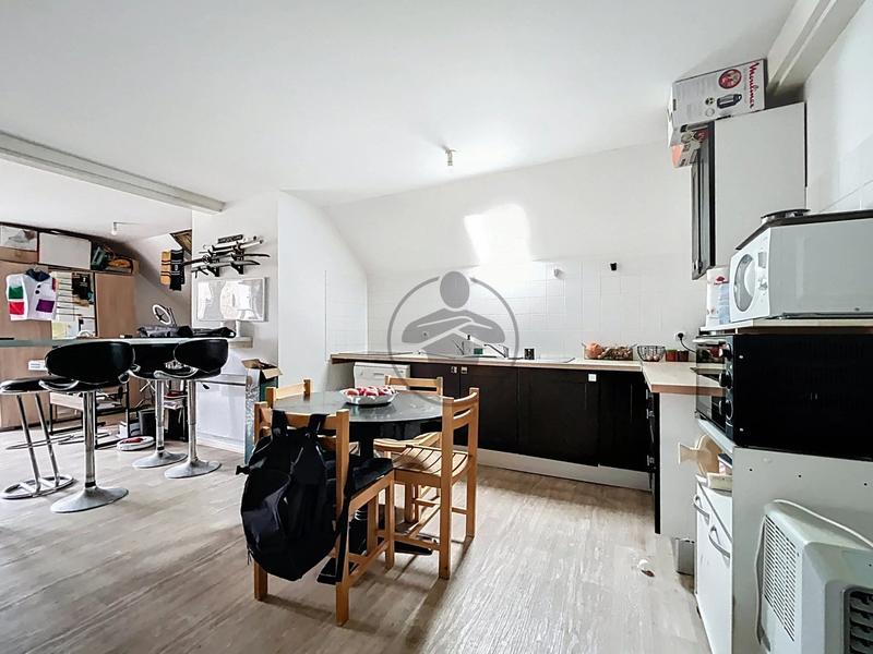 Immeuble - 137 m² - 4 pièces