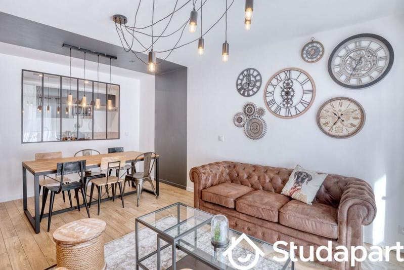 Chambre - 12 m² - 1 pièce