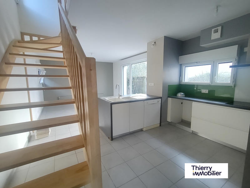 Maison - 90 m² - 4 pièces