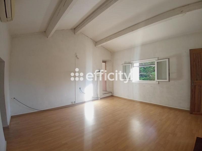 Mas - 215 m² - 9 pièces