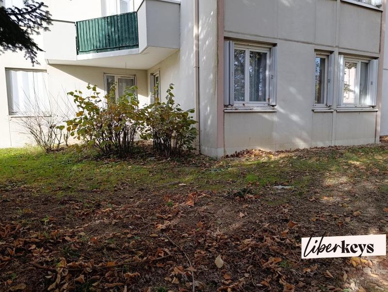 Appartement - 100 m² - 5 pièces