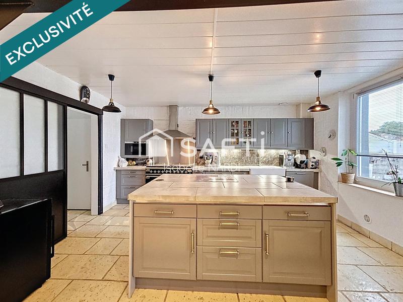 Maison - 174 m² - 6 pièces