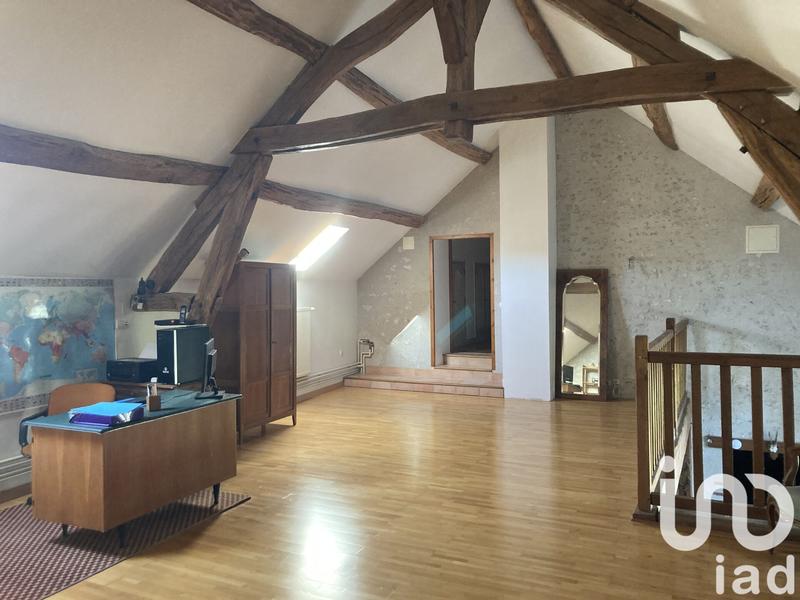 Maison - 328 m² - 5 pièces