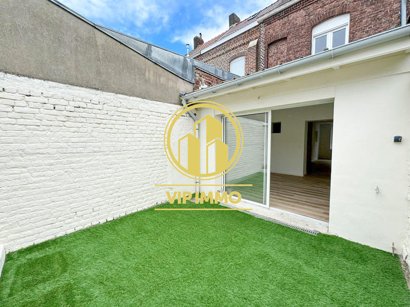 Maison - 80 m² - 4 pièces