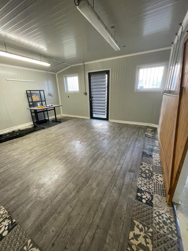 Atelier d'activités - 220 m²