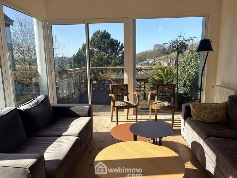 Maison - 137 m² - 6 pièces