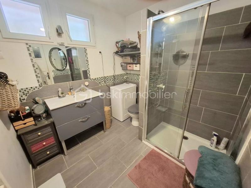 Maison - 90 m² - 3 pièces