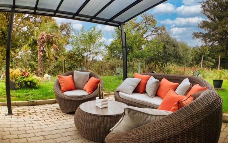 Propriété - 266 m² - 7 pièces