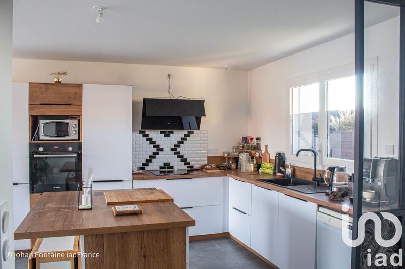 Maison - 92 m² - 5 pièces