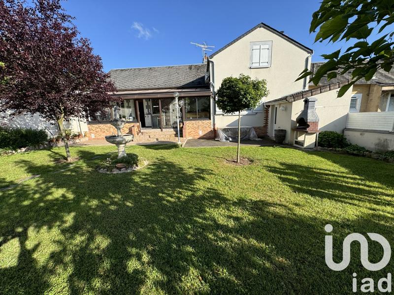 Maison - 254 m² - 9 pièces