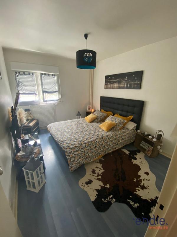 Appartement - 82 m² - 4 pièces