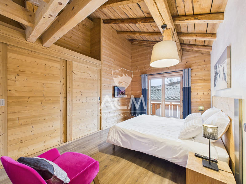 Appartement - 202 m² - 5 pièces