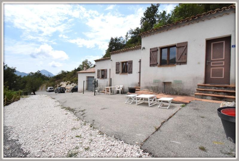 Immeuble - 160 m² - 6 pièces