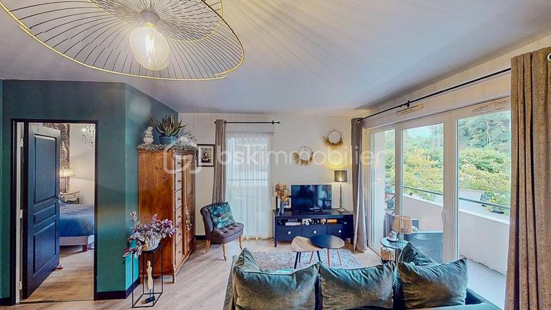 Appartement - 83 m² - 4 pièces