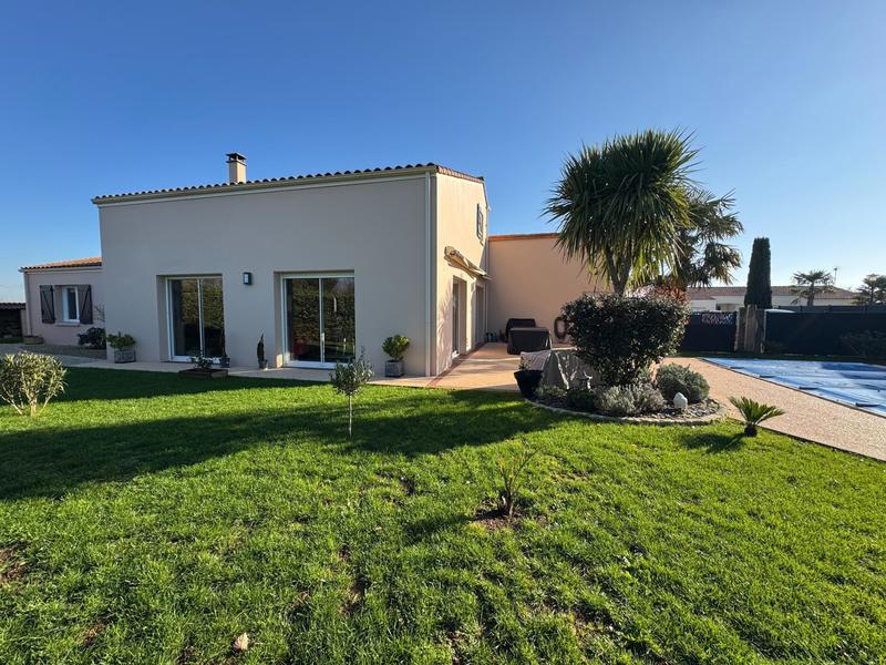 Maison - 170 m² - 6 pièces