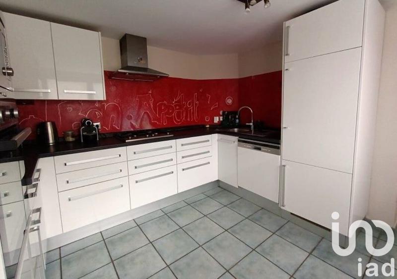 Maison - 172 m² - 8 pièces