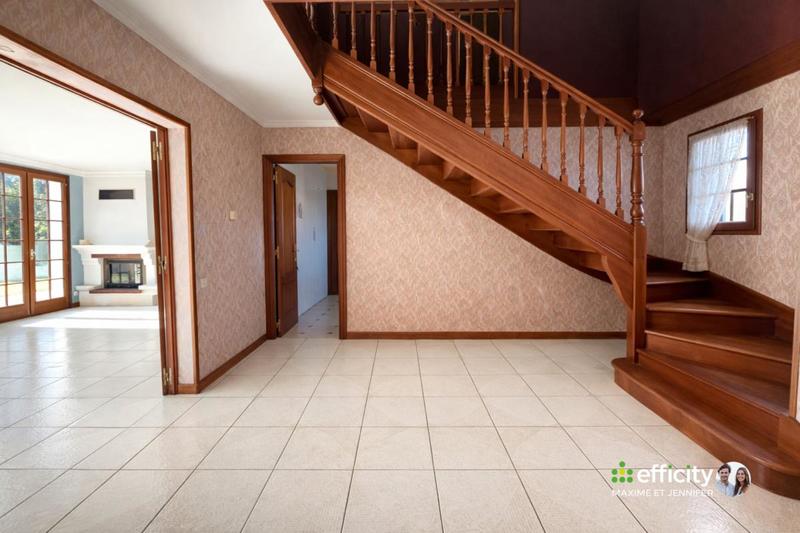 Villa - 155 m² - 8 pièces