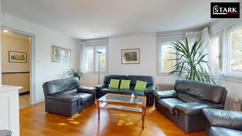 Maison - 170 m² - 7 pièces