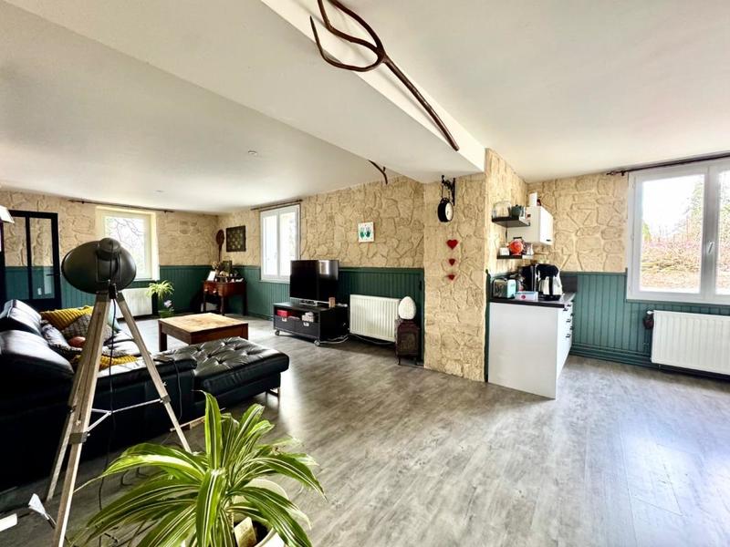 Maison - 400 m² - 15 pièces