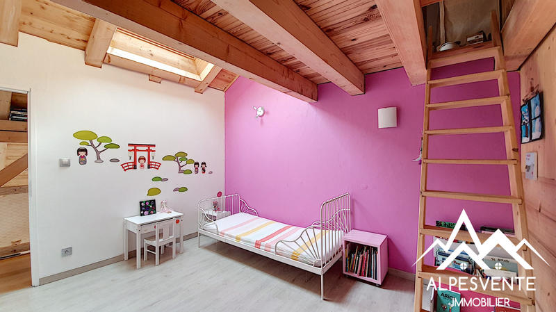 Maison - 163 m² - 4 pièces