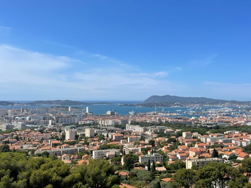 Appartement - 111 m² - 4 pièces