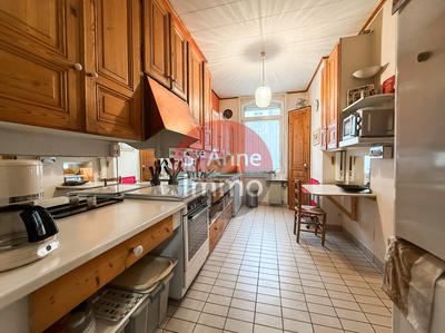 Maison - 171 m² - 6 pièces