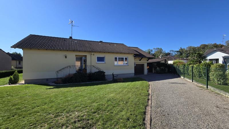 Maison - 97 m² - 6 pièces