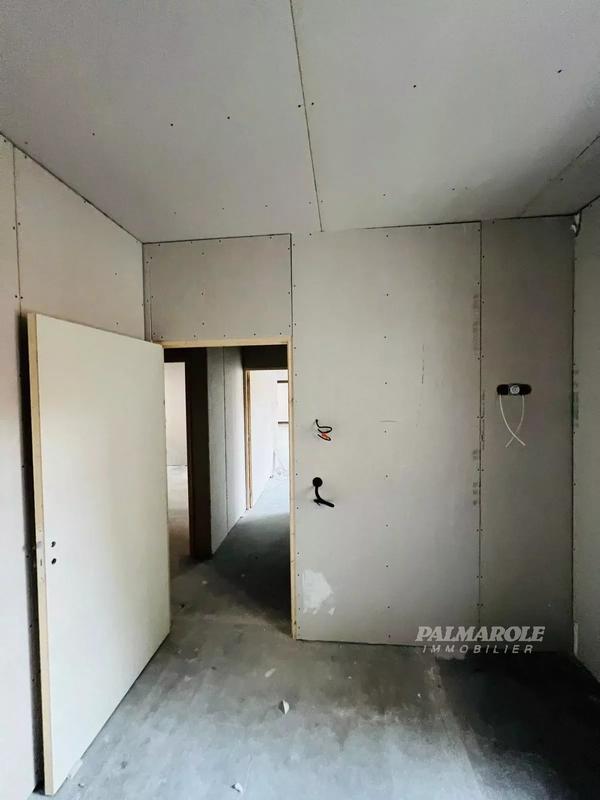 Appartement - 127 m² - 4 pièces