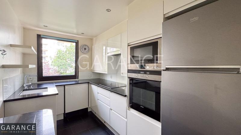 Appartement - 85 m² - 4 pièces