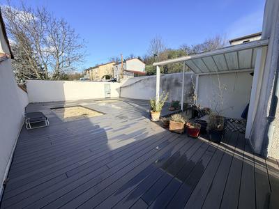 Maison - 136 m² - 2 pièces