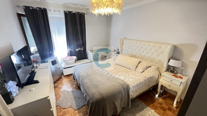 Appartement - 105 m² - 4 pièces